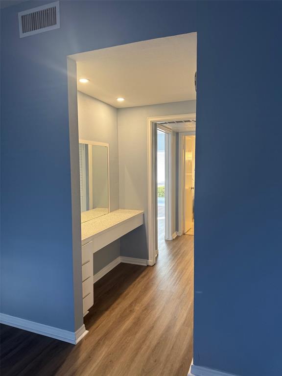 Fountain Royale Orleans W - Residential