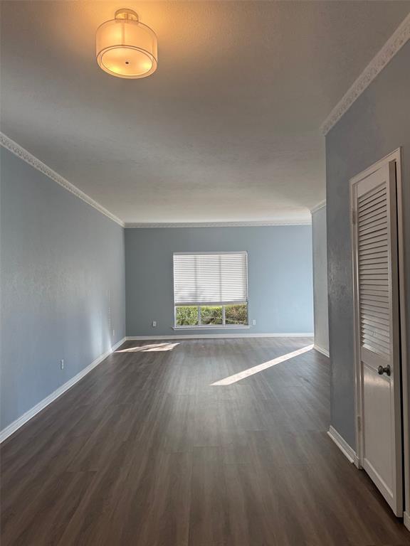 Fountain Royale Orleans W - Residential