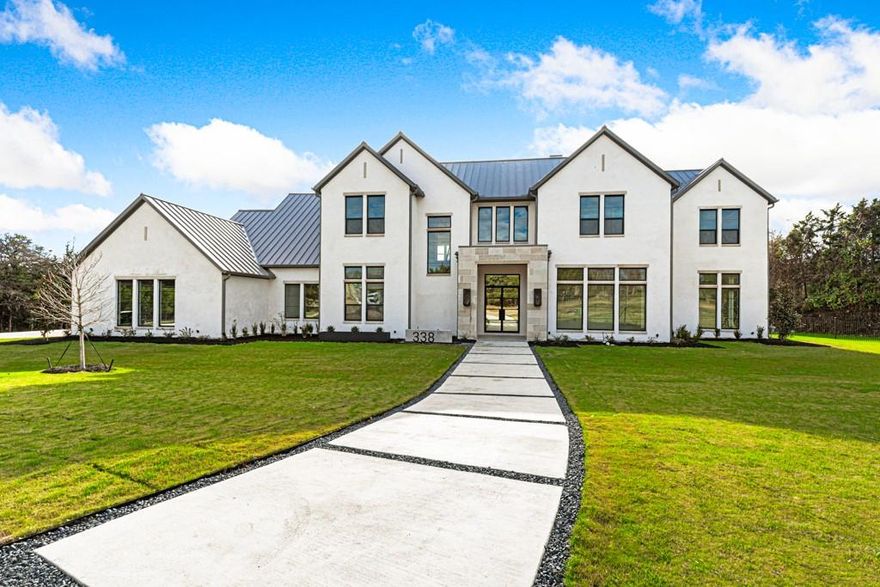 Privately tucked away on a 1+ acre cul-de-sac lot, this George Welch custom home is primely located in the heart of Heath. The home includes white oak hardwoods, tremendous natural light, dedicated library, gym, bonus room, oversized laundry room that includes a homework area and dog washing station, multiple reading nooks, oversized 4-car garage as well a 46,000 gal pool with outdoor kitchen and living.