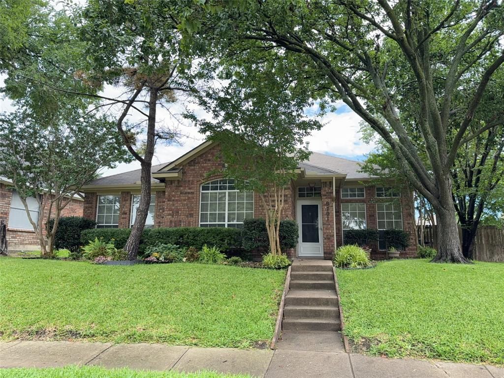 Photo of 9701 Concord Drive, Frisco, TX 75035 (MLS # 21307065)