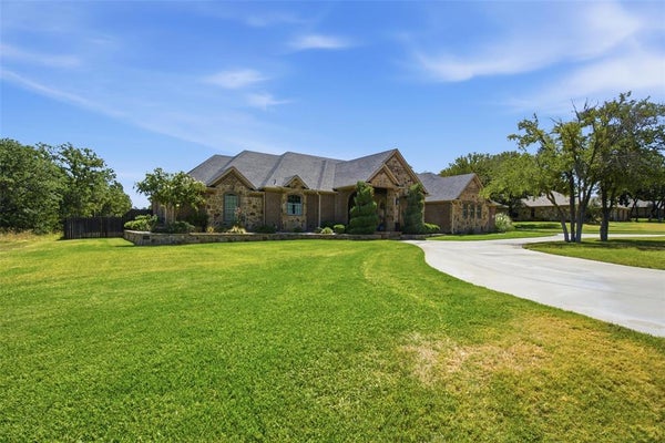 116 TIMBERVIEW DR, GRAHAM, TX 76450 - Image 87fdef2a7e1a15c8652b921b9f5d3dc1/1751448421