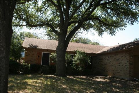 2205 Towne North Drive Cleburne TX 76033