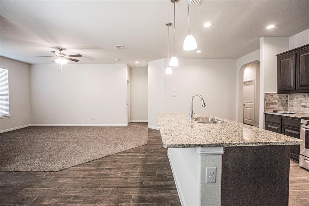 HAWTHORNE MEADOWS - Residential Lease