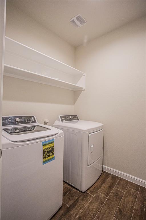 HAWTHORNE MEADOWS - Residential Lease