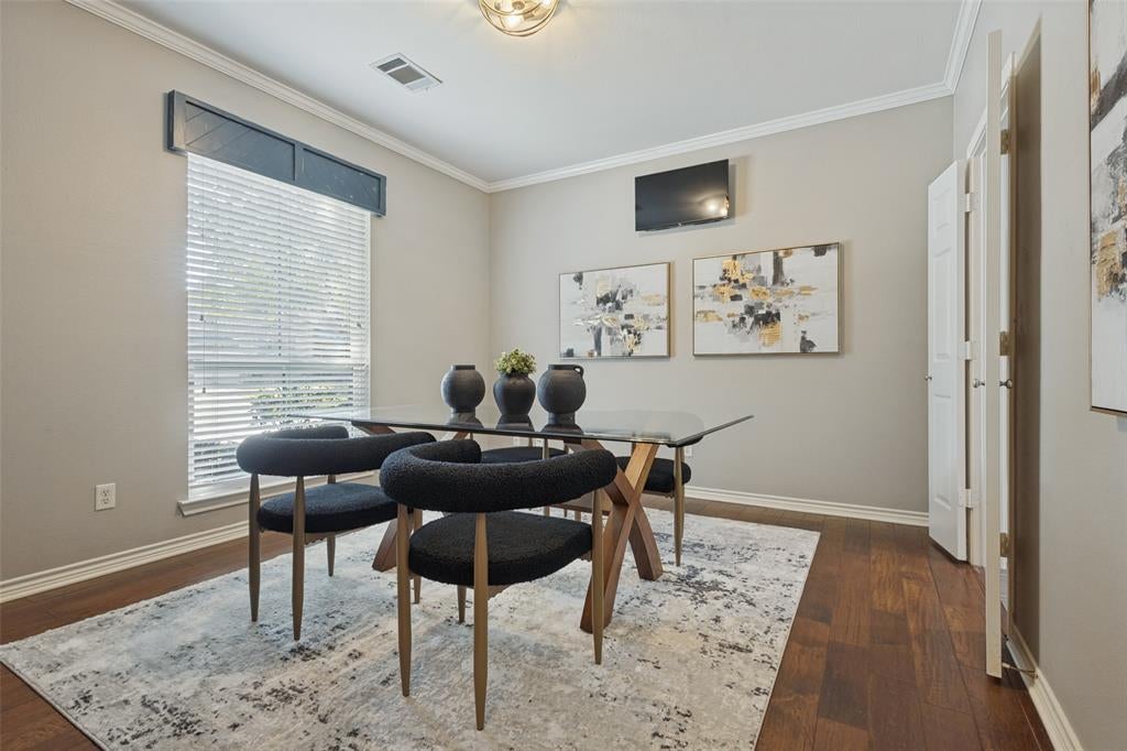 204 S Village Drive