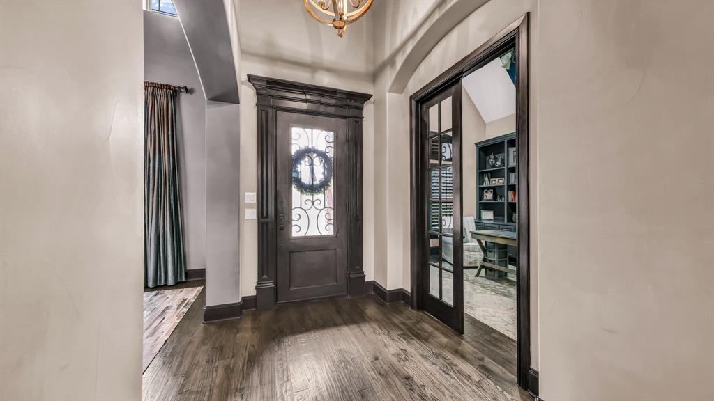 233 Pinnacle Peak Lane