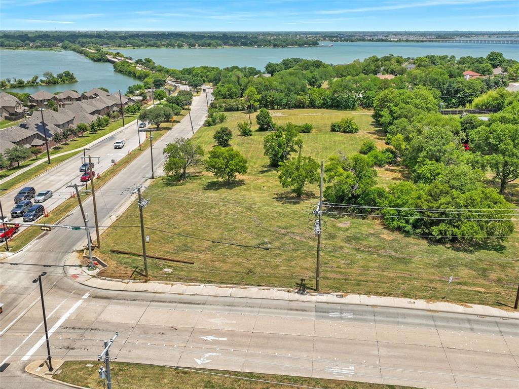 2202 Rowlett Road