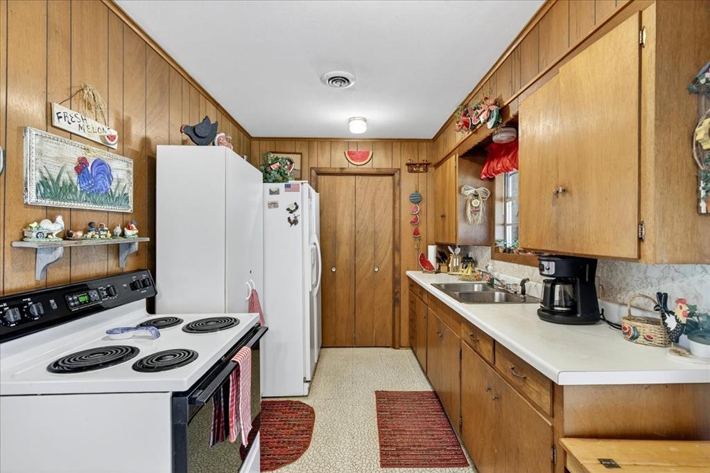 CEDARCREST SHORES ESTS - Residential