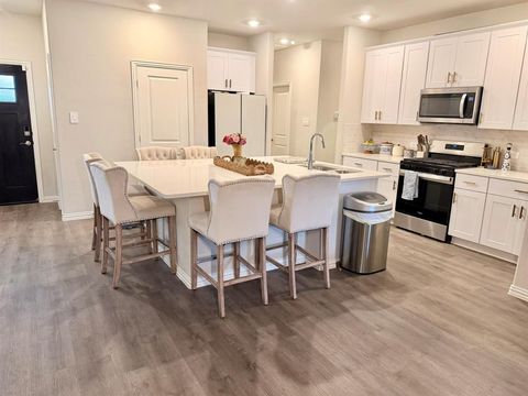 Photo of 4010 Murvaul Drive, Farmersville, TX 75442 (MLS # 21176853)