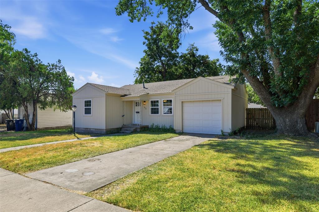 852 Lilac Drive