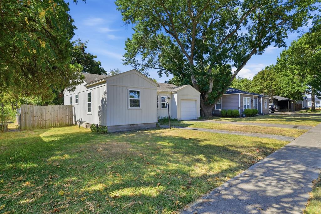 852 Lilac Drive