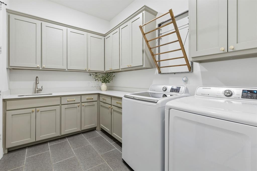 Star Trail Ph Five - Residential