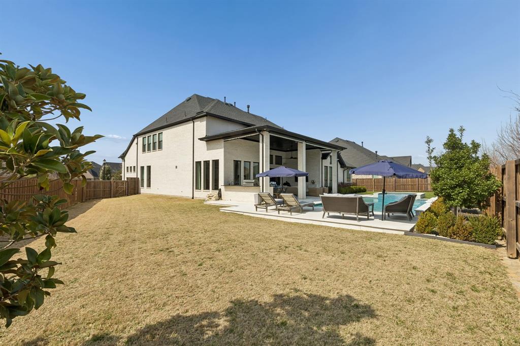 Star Trail Ph Five - Residential