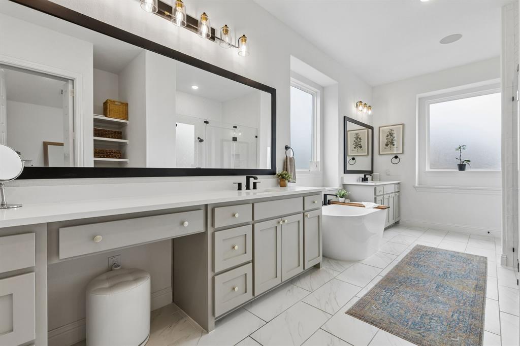 Star Trail Ph Five - Residential