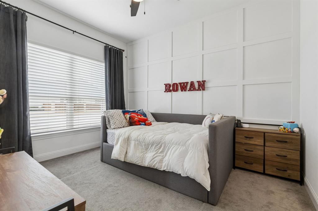 Star Trail Ph Five - Residential