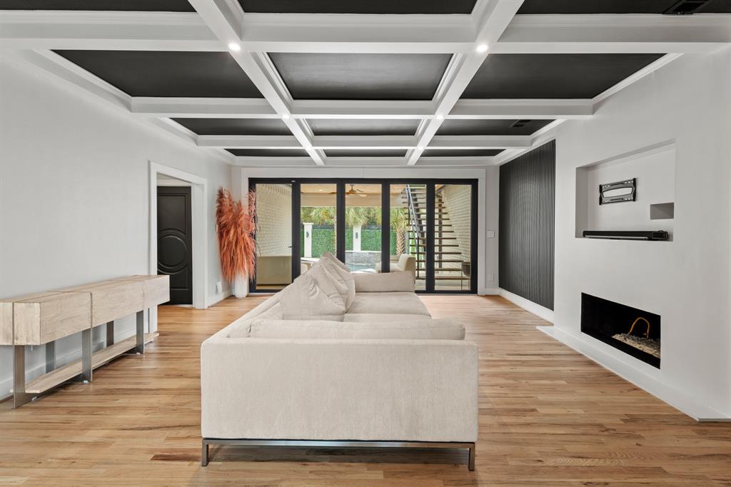 Hackberry Creek Estates - Residential