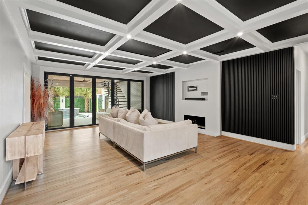 Hackberry Creek Estates - Residential