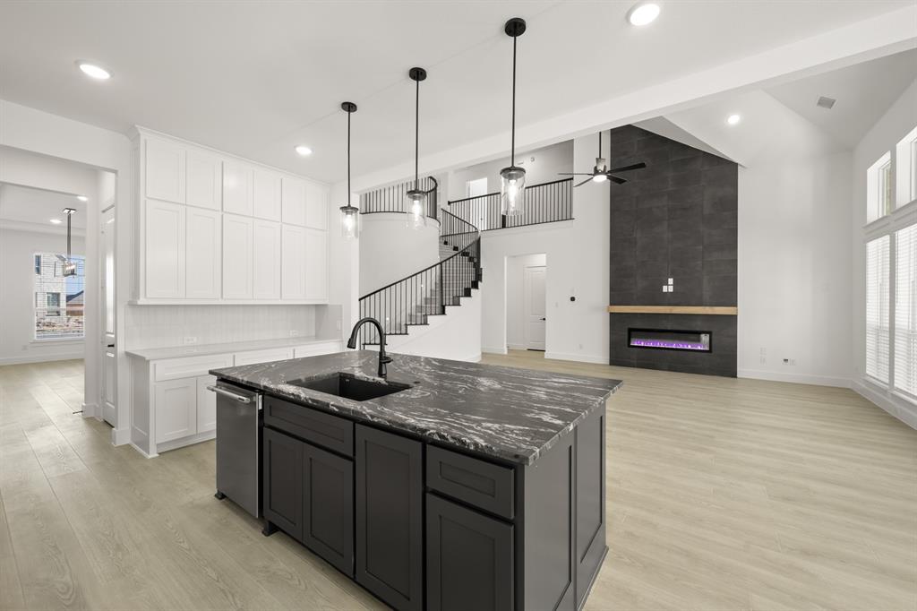 La Frontera - Residential