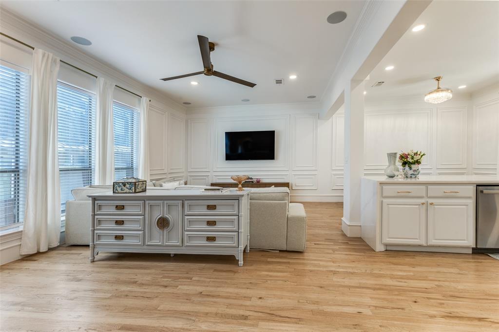 1922 Euclid Avenue C