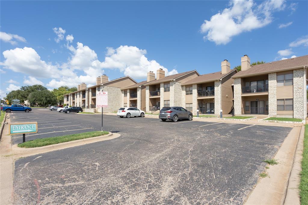 The Lodge of Granbury & The Lodge of Granbury Anne - Residential Lease