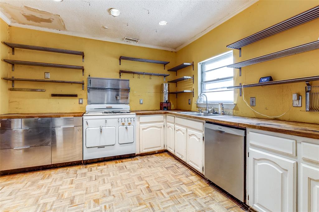 Munger Place - Residential