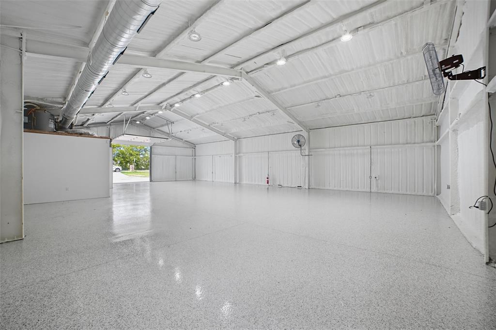 Sun Acres - Commercial Lease