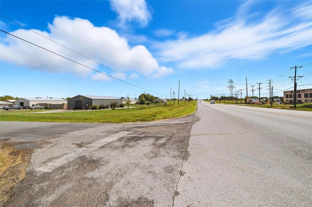 Sun Acres - Commercial Lease