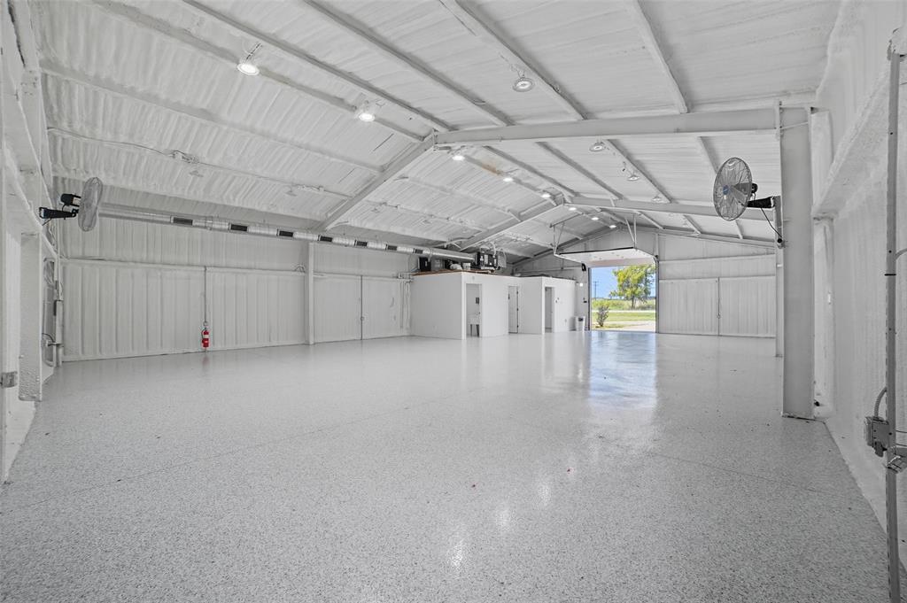 Sun Acres - Commercial Lease