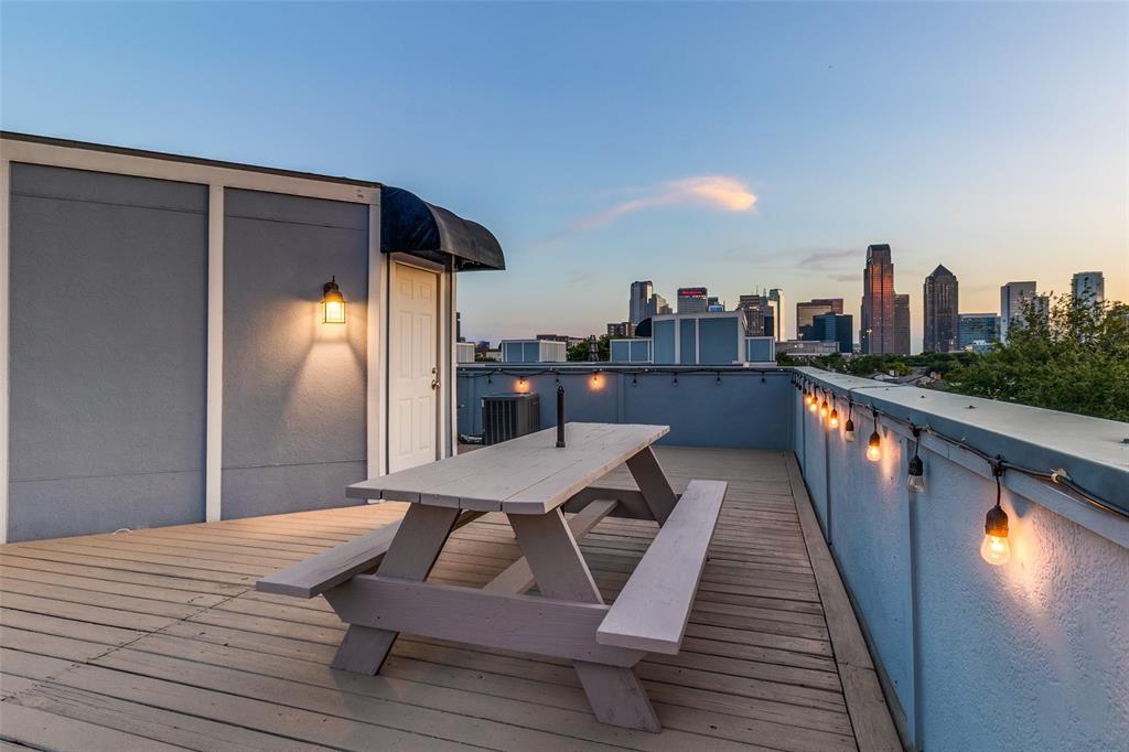 Bryan Square Twnhms - Residential