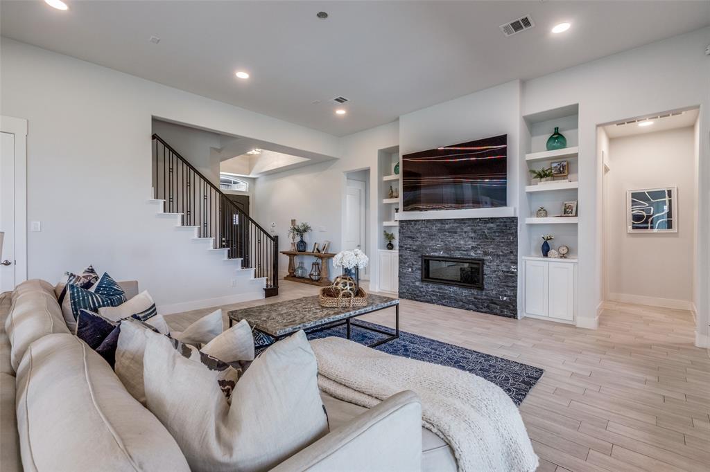 Bridges At Preston Xing Sec 1 - Residential