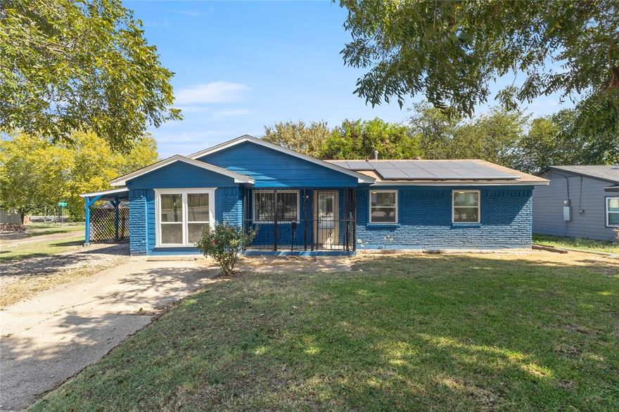 This well-maintained and move-in ready 3-bedroom, 2-bath home is located in the heart of South Oak Cliff. The inviting floor plan features a spacious living area, functional kitchen, and a flexible bonus space—perfect for a home office or studio.

Enjoy the **huge backyard**, offering endless potential for outdoor entertaining, play area, gardening, or future expansion.

Conveniently situated just minutes from the **Dallas Zoo, Bishop Arts District, and Downtown Dallas**, with easy access to **I-35E, Loop 12, parks, schools, and shopping**.

Don’t miss this great opportunity—**schedule your showing today!**