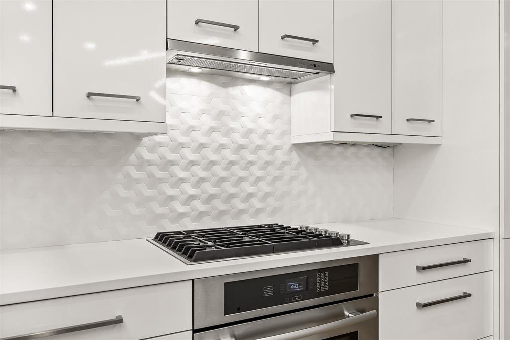 Parkwood Twnhms - Residential Lease