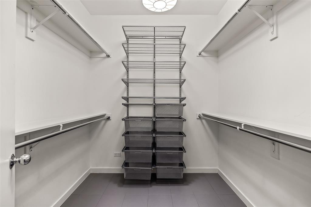 Parkwood Twnhms - Residential Lease