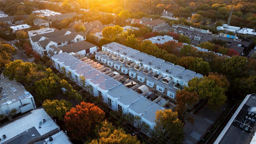 Parkwood Twnhms - Residential Lease