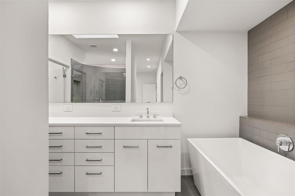 Parkwood Twnhms - Residential Lease