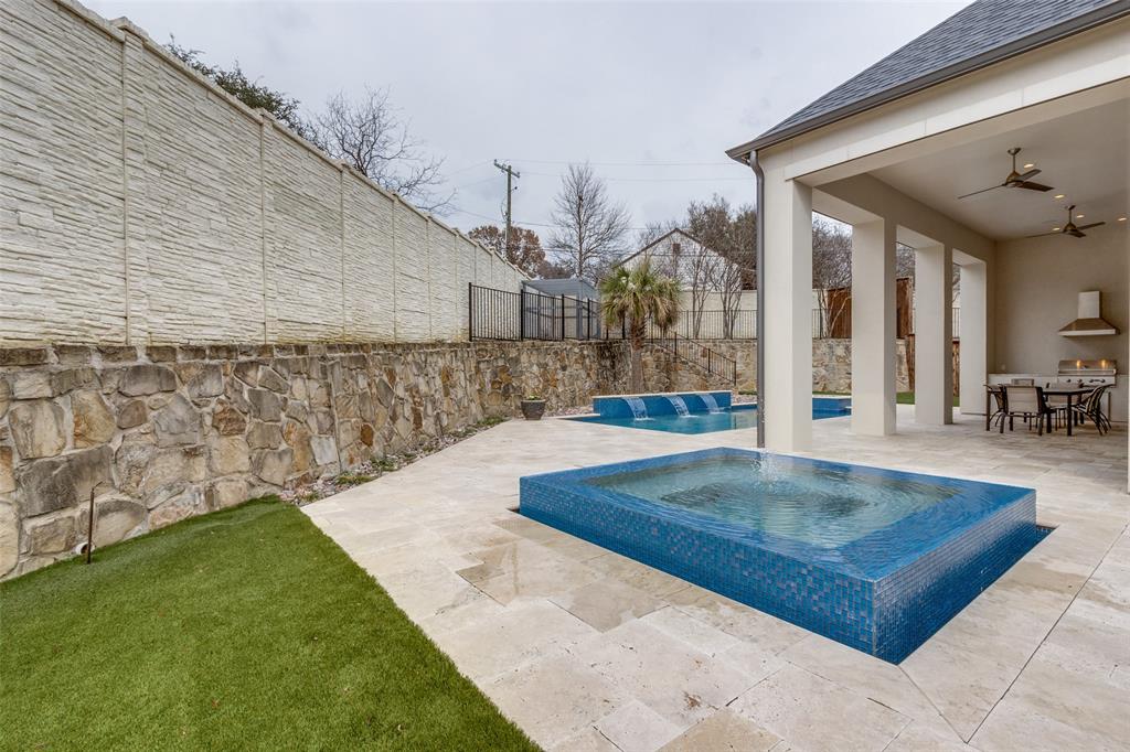 Crestway Forest Estates - Residential