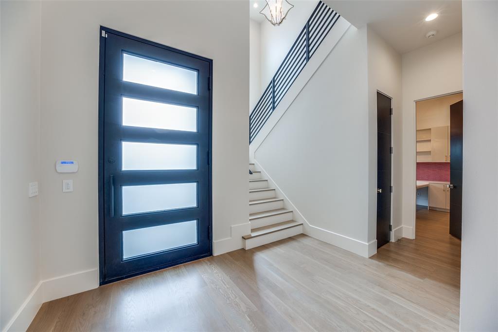 Crestway Forest Estates - Residential