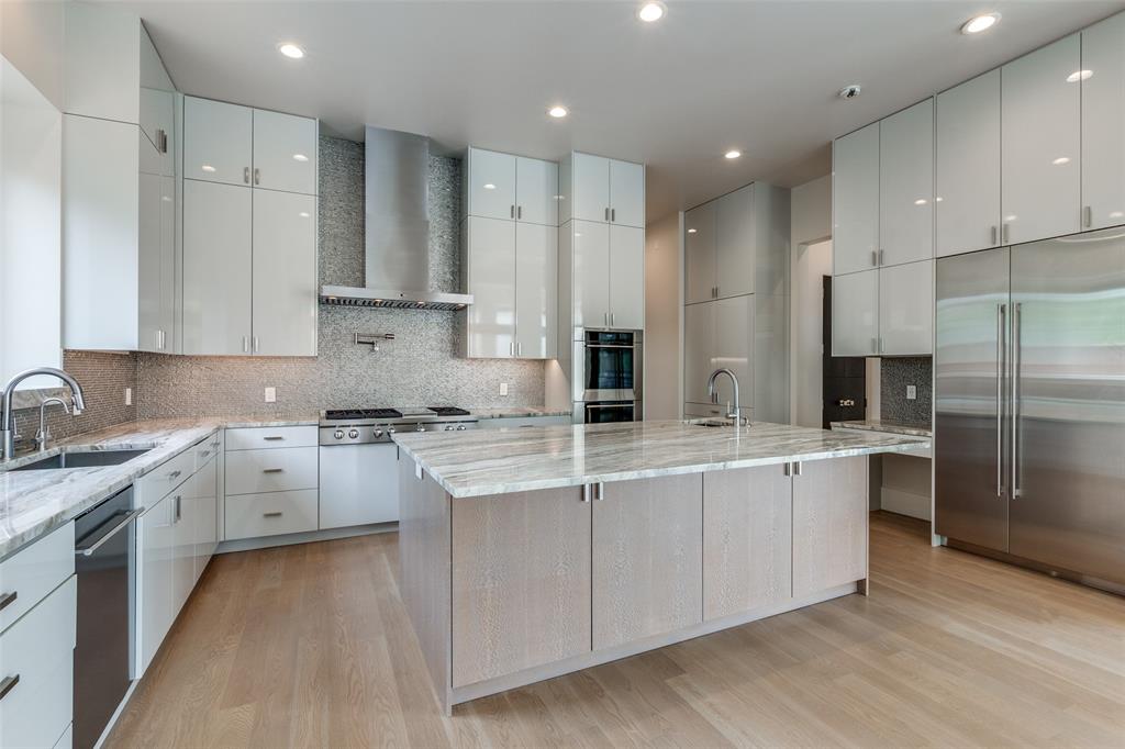 Crestway Forest Estates - Residential