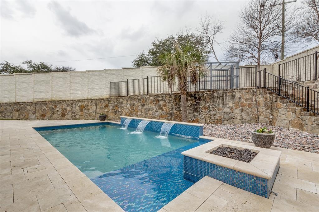 Crestway Forest Estates - Residential