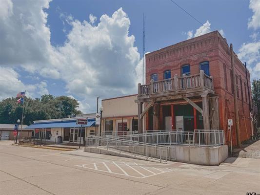 122 E Frank Street