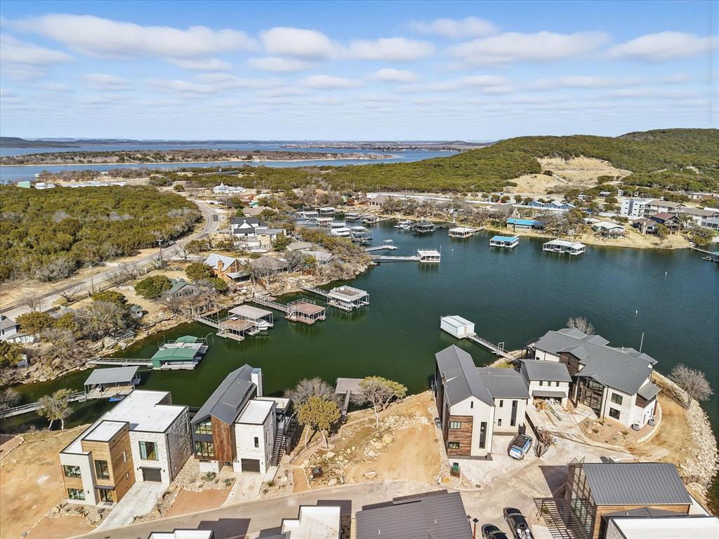 11 Breakwater Bend