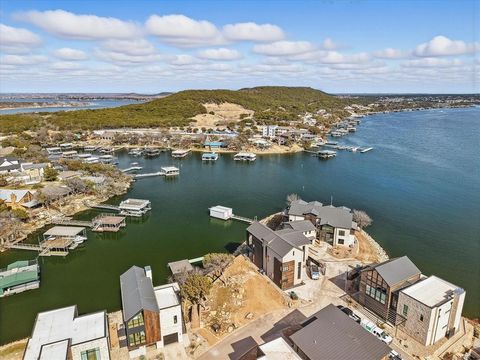 11 Breakwater Bend Graford TX 76449