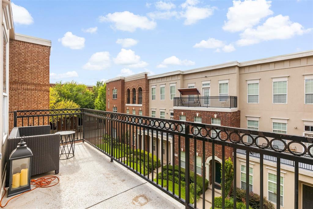 Townhomes of District A - Residential