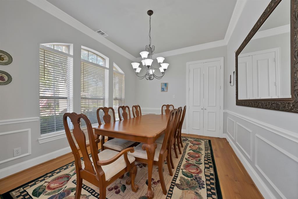 2605 Saratoga Drive