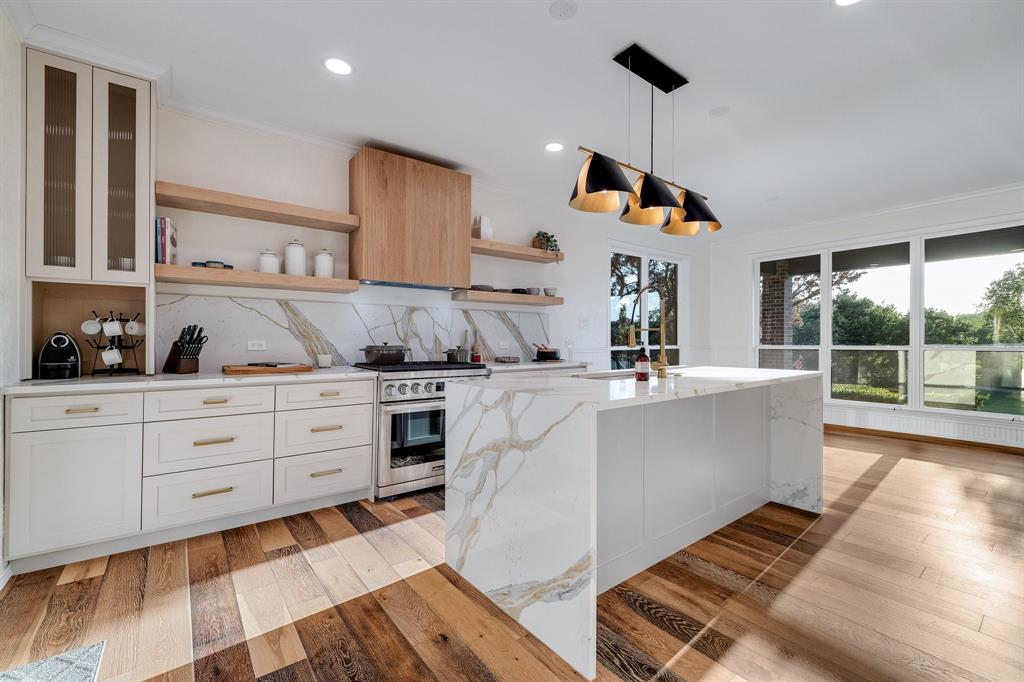 2612 Brookside Drive