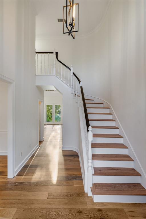 2612 Brookside Drive