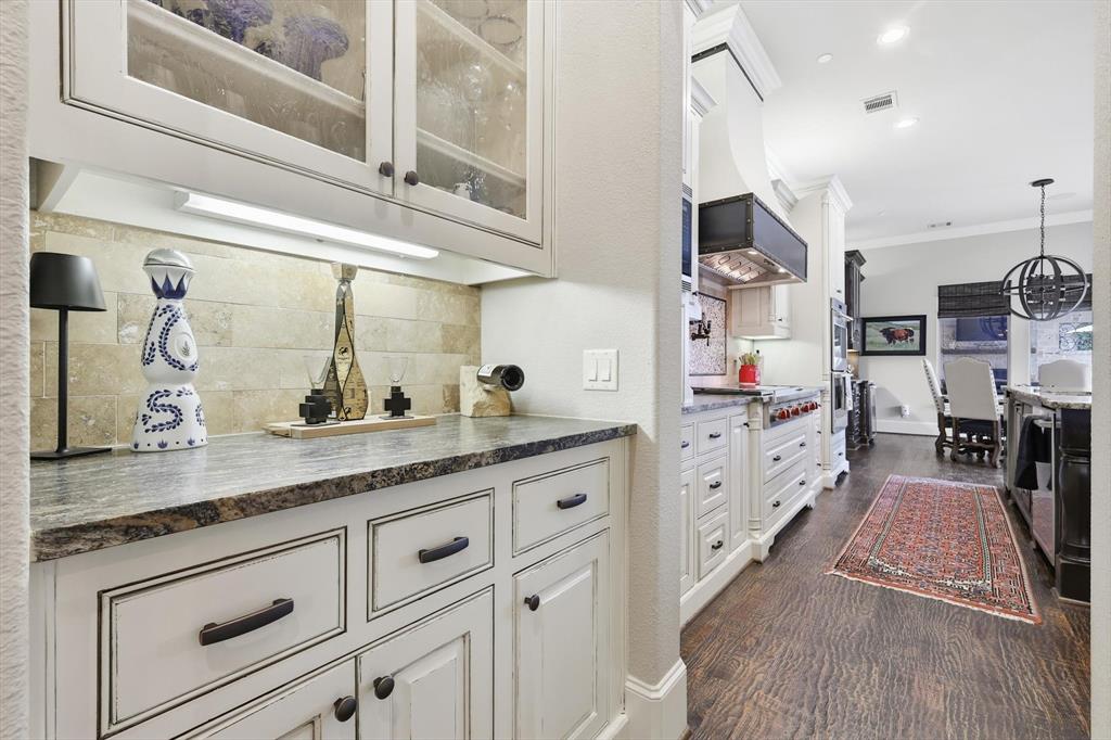 River Oaks Estates - Residential