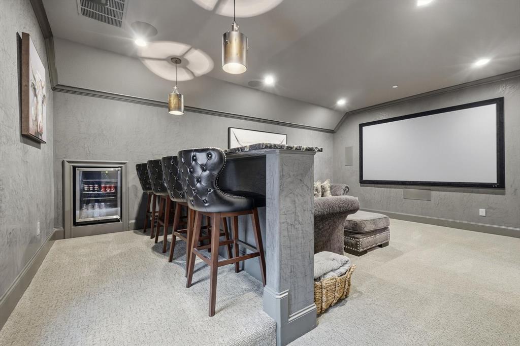 River Oaks Estates - Residential