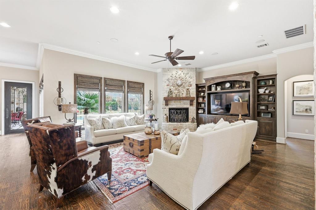 River Oaks Estates - Residential