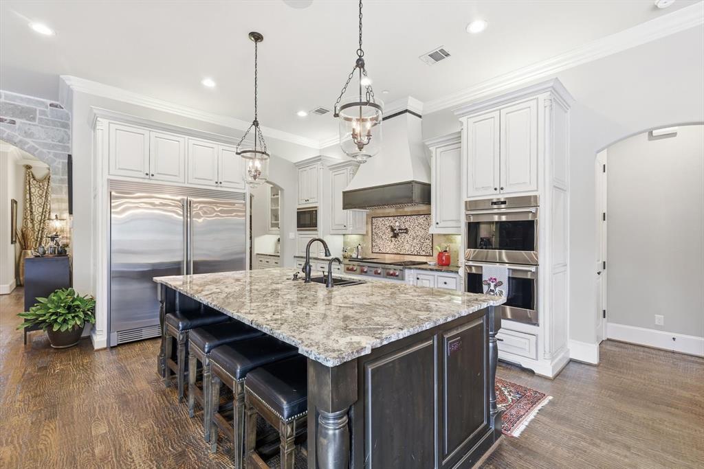 River Oaks Estates - Residential